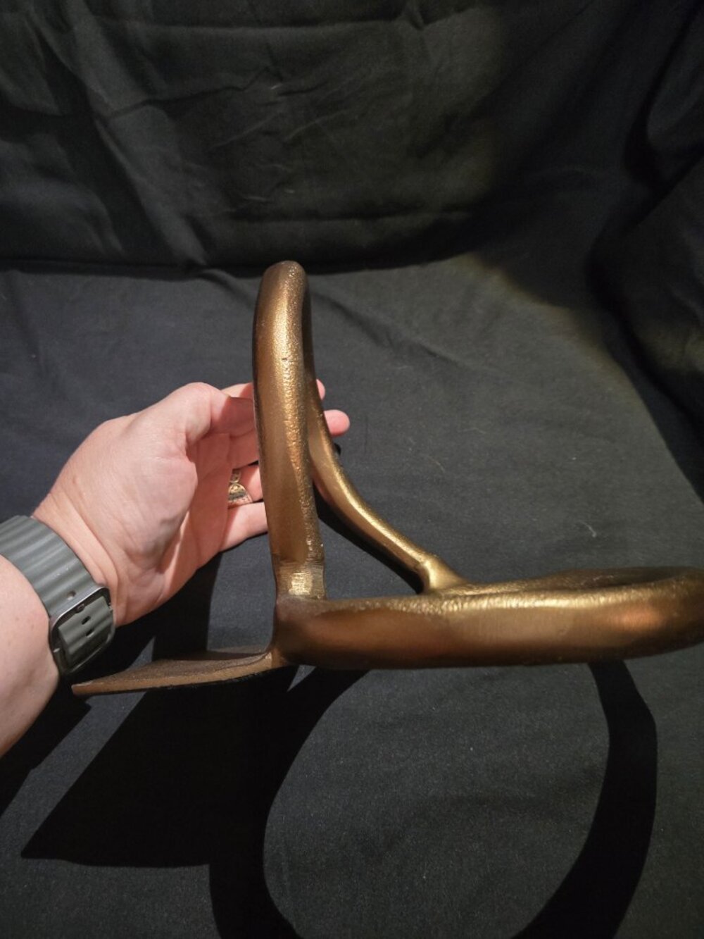 Sculptural Bronze Tone Cast Metal Loop Bookends Pair Modern Decor - Picture 6 of 11